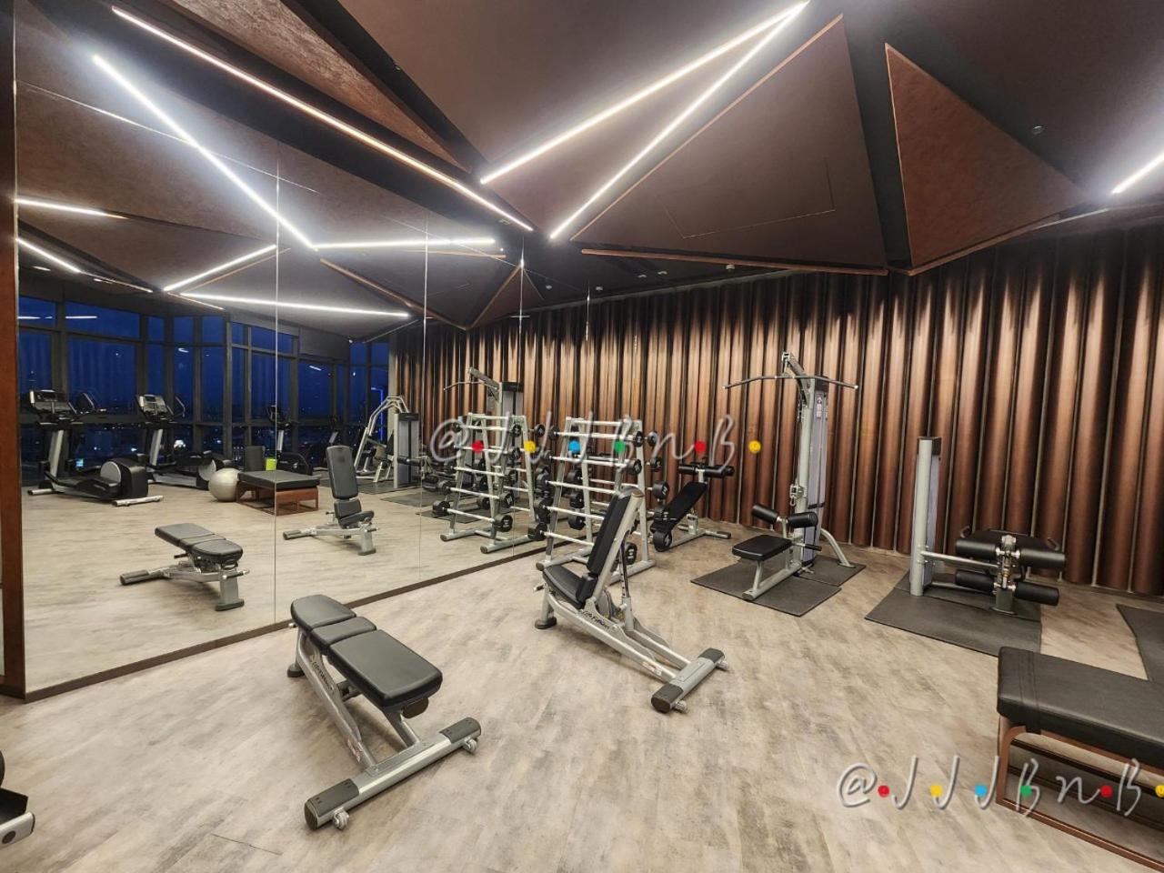 Edge Central Pattaya By Jjj Exterior foto